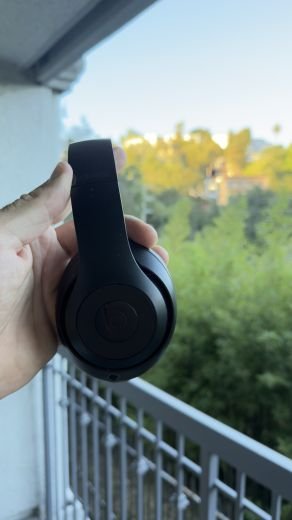 Wireless Noise-Canceling Headphones